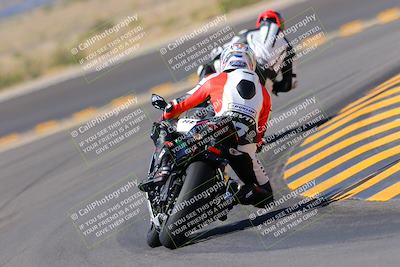 media/Oct-08-2022-SoCal Trackdays (Sat) [[1fc3beec89]]/Turn 11 Backside (1145am)/